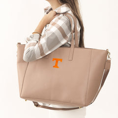 tennessee tote on shoulder