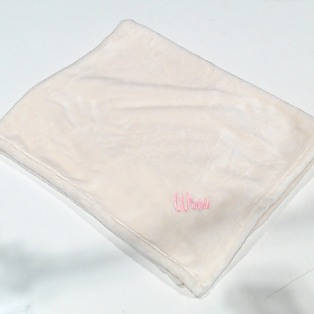 BLOOPER KIDS: Monogrammed Baby Blanket