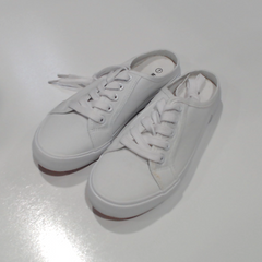 BLOOPER SHOES: BLANK White Sneakers