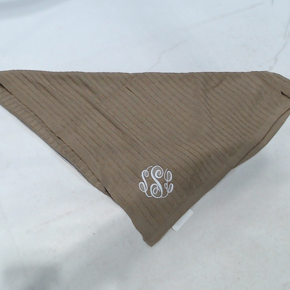 BLOOPER KIDS: Monogrammed Kids Poncho