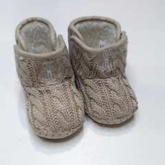 BLOOPER KIDS: Monogrammed Baby Booties