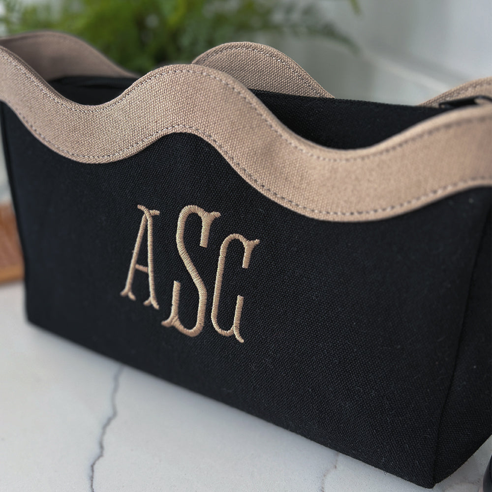 wavy top cosmetic bag detail shot