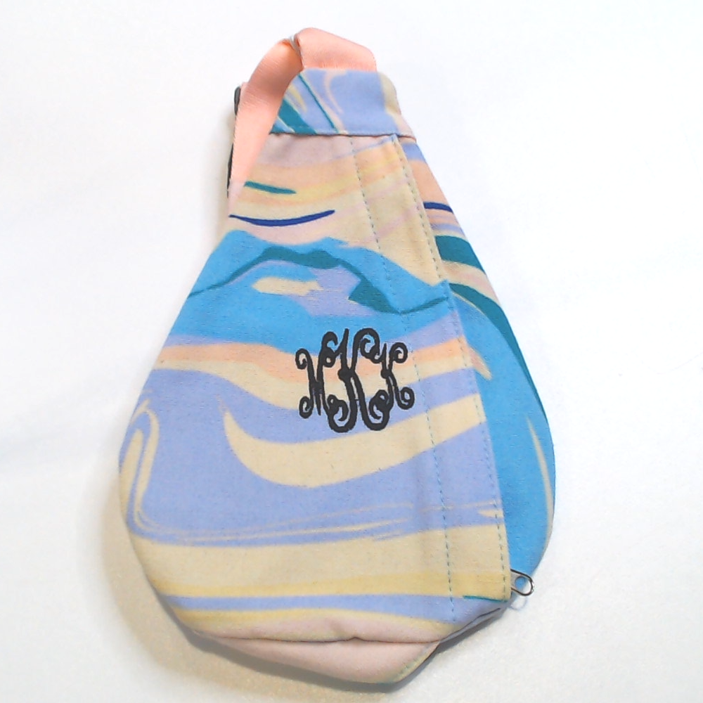 BLOOPER KIDS: Monogrammed Kids Sling Pack