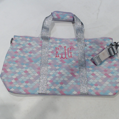 BLOOPER KIDS: Monogrammed Kids Weekend Bag