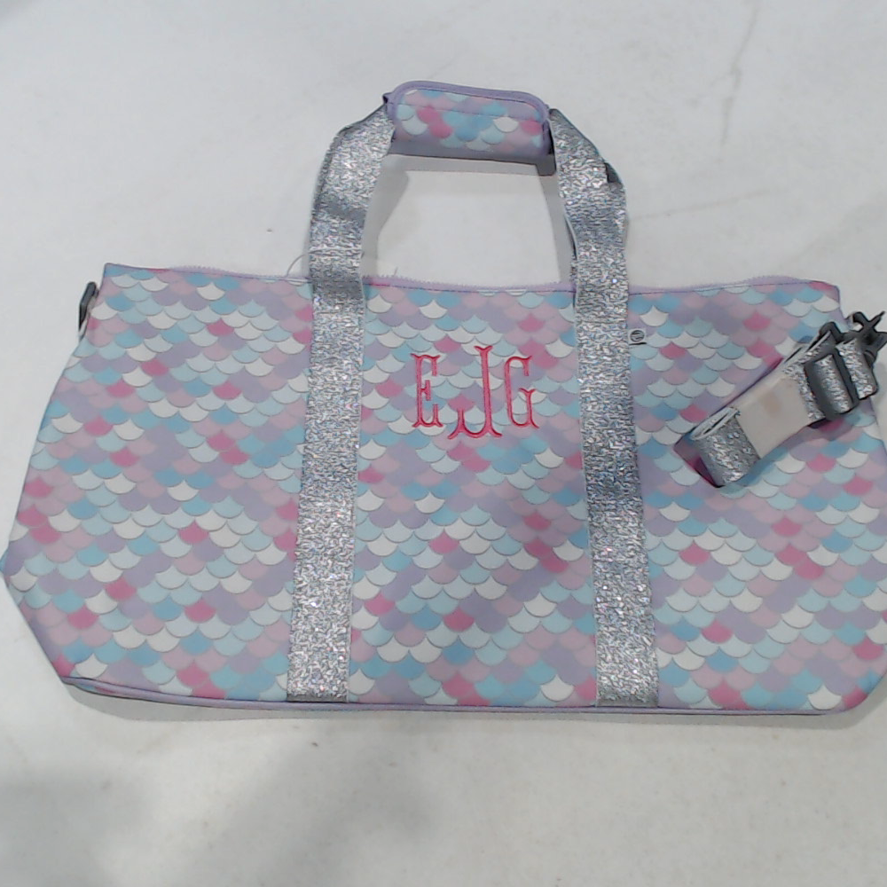 BLOOPER KIDS: Monogrammed Kids Weekend Bag