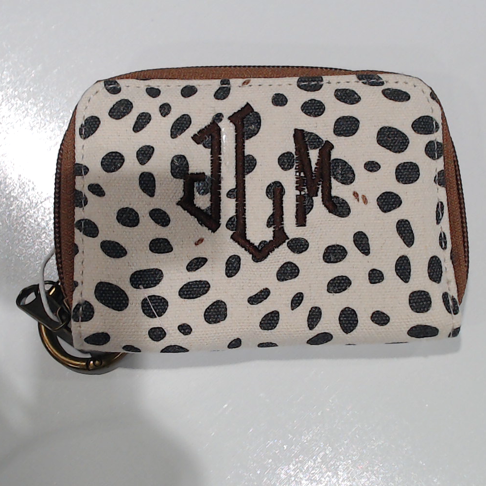 BLOOPER ACCESSORY: Monogrammed Keychain Wallet