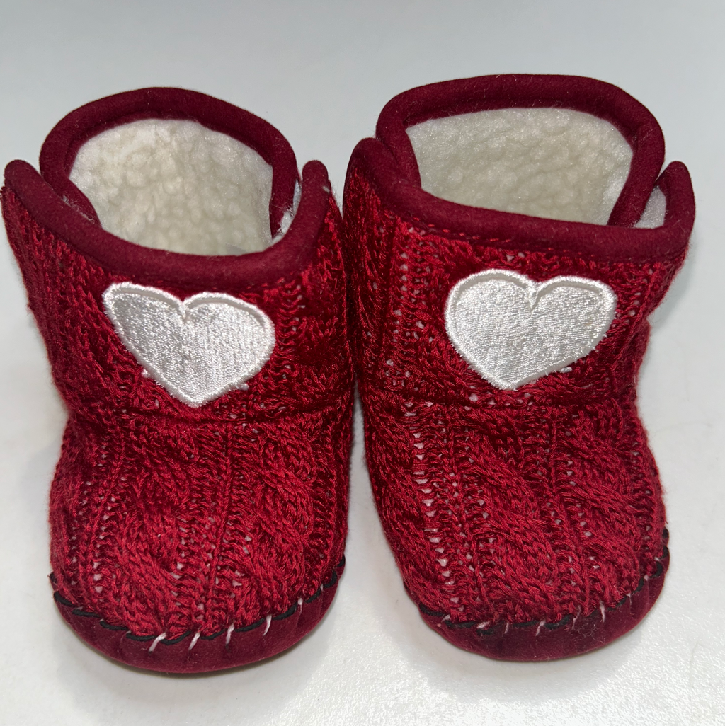 BLOOPER KIDS: Heart Baby Booties
