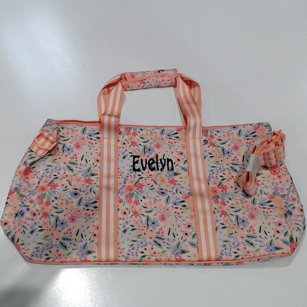 BLOOPER KIDS: Monogrammed Kids Weekend Bag