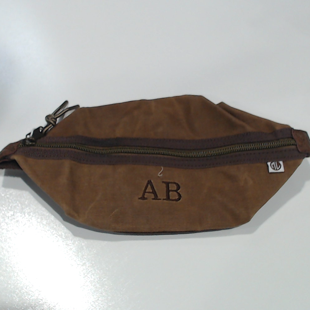 BLOOPER KIDS: Personalized Kids Waxed Canvas Dopp Kit