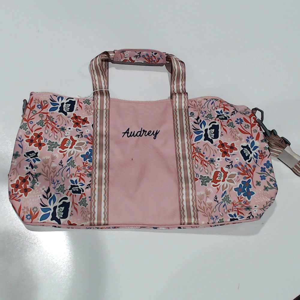 BLOOPER KIDS: Monogrammed Kids Weekend Bag