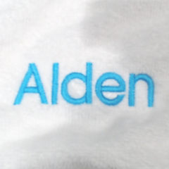 BLOOPER KIDS: Monogrammed Outline Baby Bib