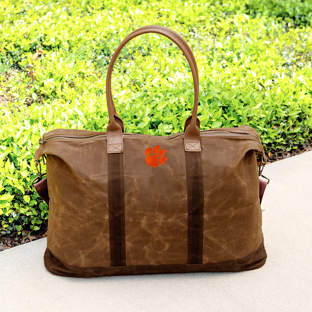 sp23 clemson waxed canvas weekender