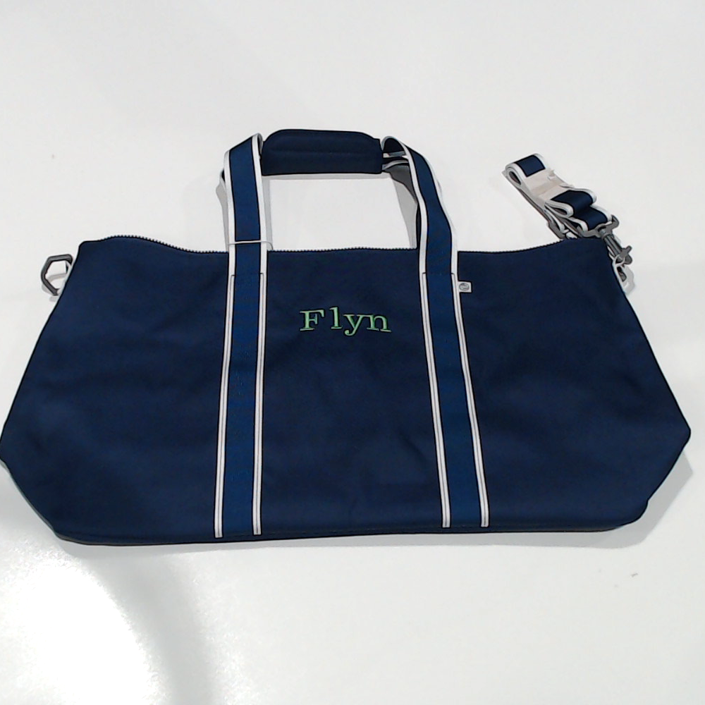 BLOOPER KIDS: Monogrammed Kids Weekend Bag