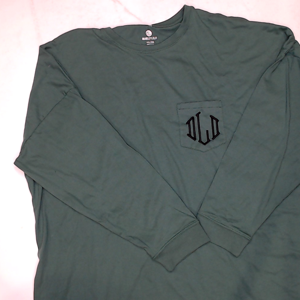BLOOPER CLOTHING: Monogrammed Christmas Tree Shirt