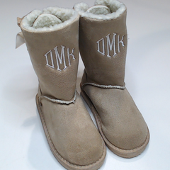 BLOOPER KIDS: Monogrammed Kids Sherpa Tie Booties