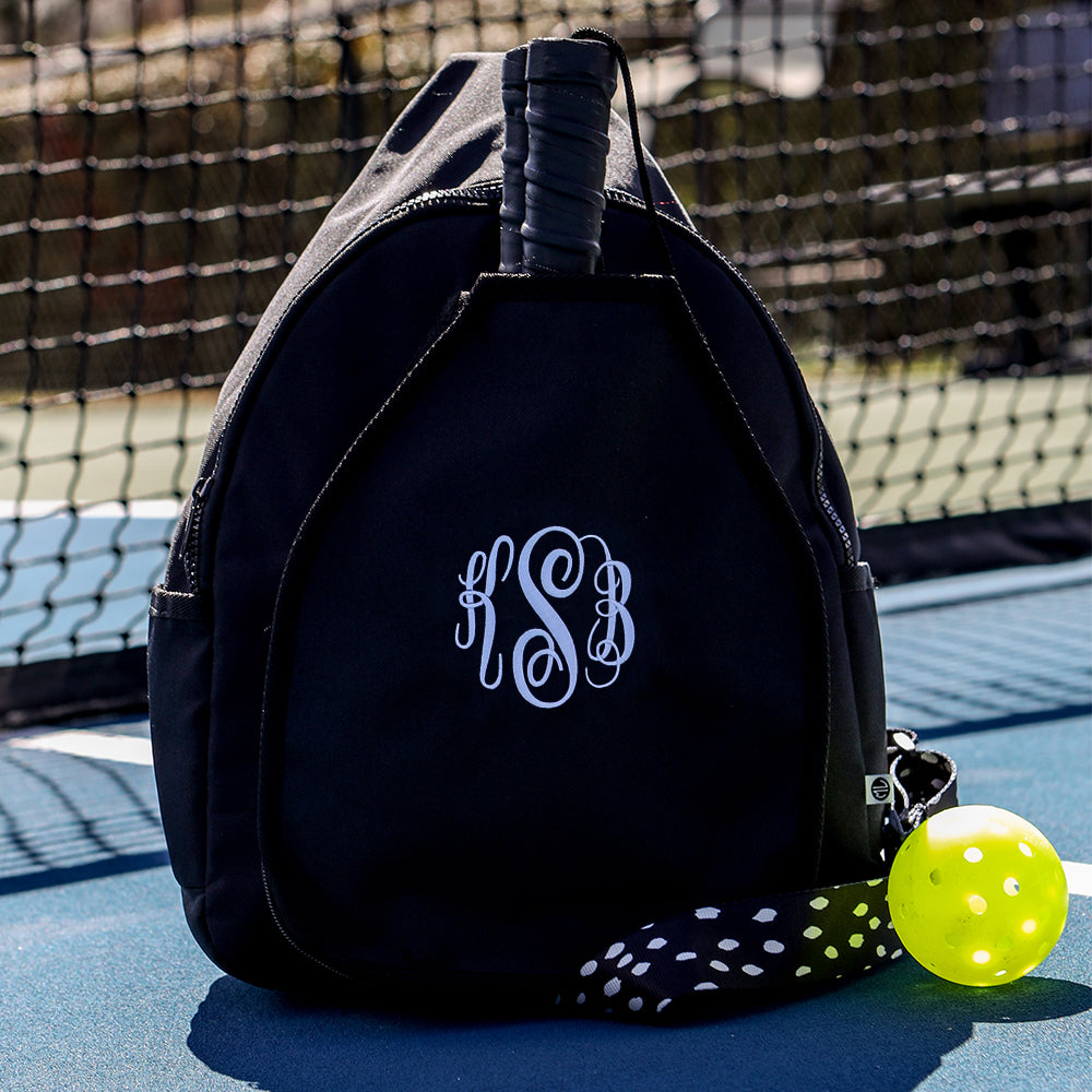 pickball bag on the court