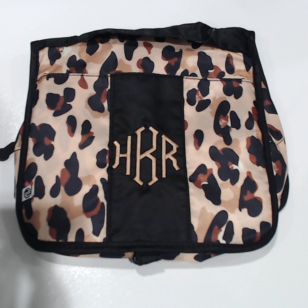 BLOOPER ACCESSORY: Monogrammed Packable Hanging Travel Case