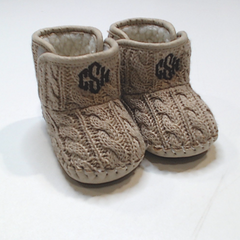 BLOOPER KIDS: Monogrammed Baby Booties