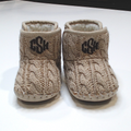 BLOOPER KIDS: Monogrammed Baby Booties