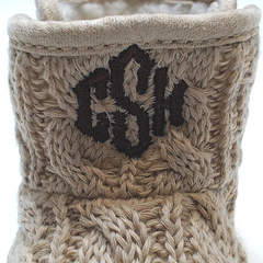 BLOOPER KIDS: Monogrammed Baby Booties