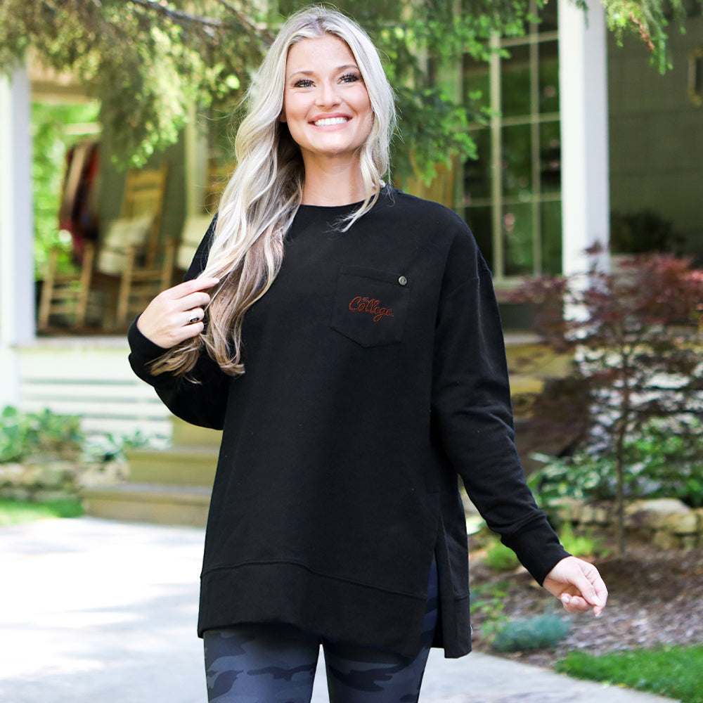 [ashley] college of charleston black crewneck sweatshirt on blonde girl by cabin