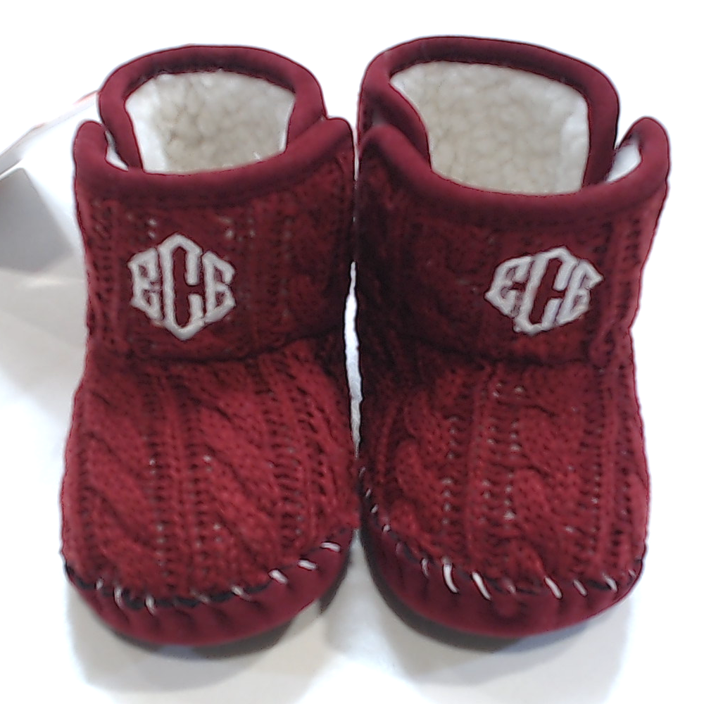 BLOOPER KIDS: Monogrammed Baby Booties