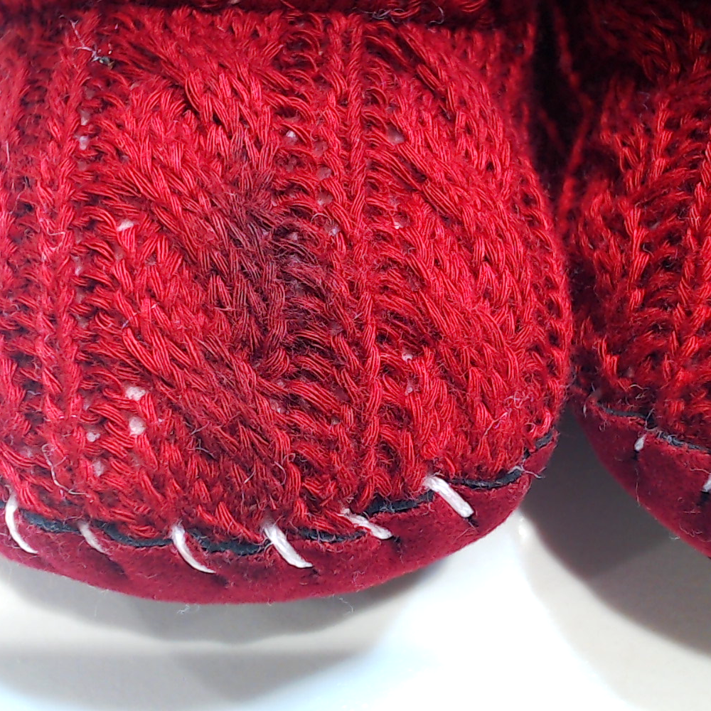 BLOOPER KIDS: Monogrammed Baby Booties