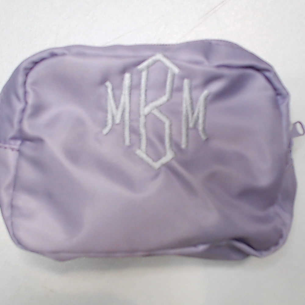 BLOOPER KIDS: Monogrammed Kids Belt Bag