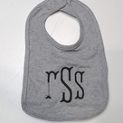BLOOPER KIDS: Monogrammed Baby Bib