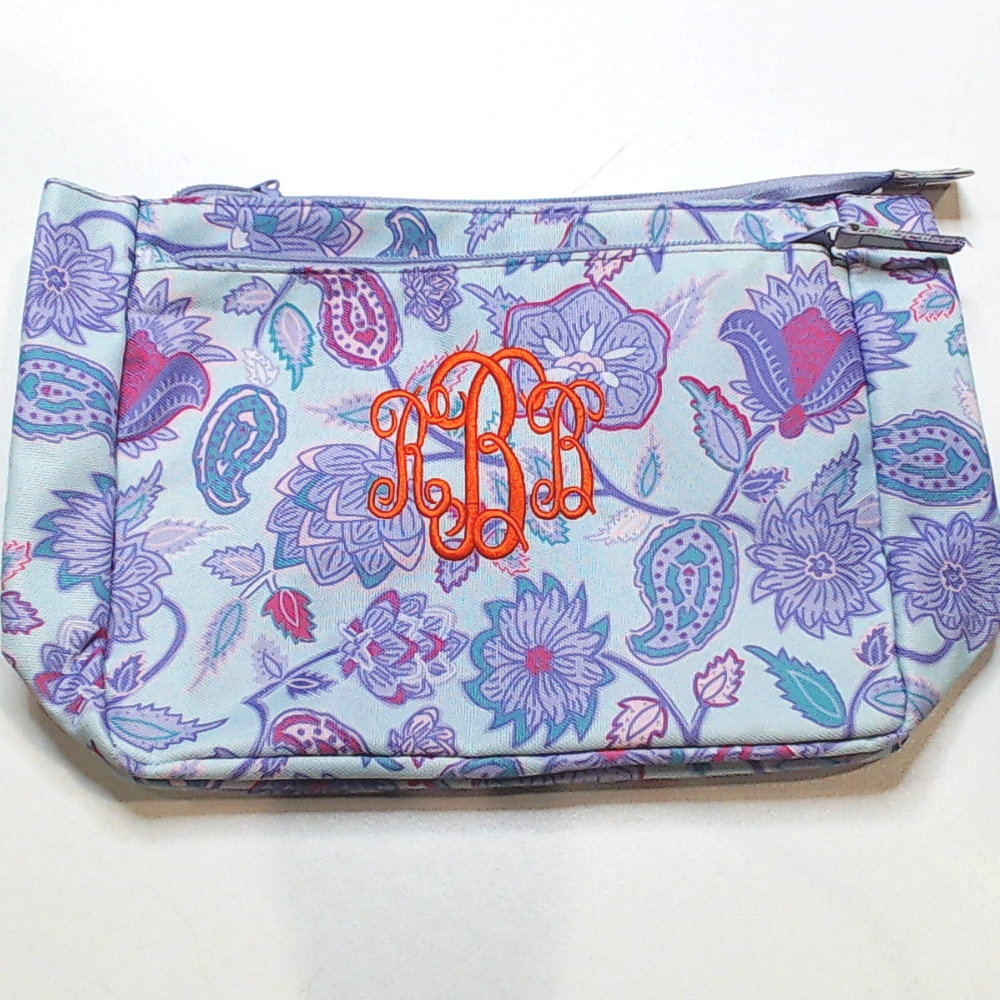 BLOOPER KIDS: Monogrammed Kids Essentials Pouch