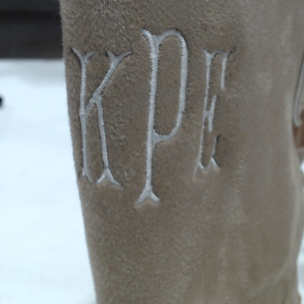 BLOOPER KIDS: Monogrammed Kids Sherpa Tie Booties