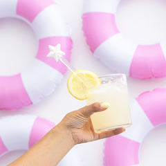 America star spoons with lemonade and pool floats