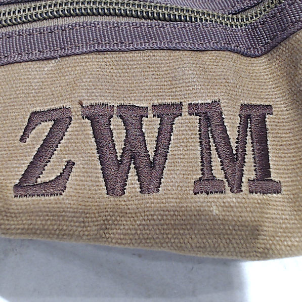 BLOOPER KIDS: Personalized Kids Waxed Canvas Dopp Kit