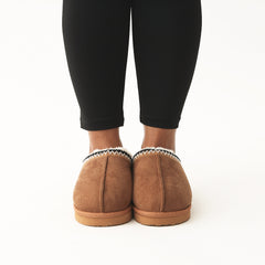 NEW kids moccasins on girl