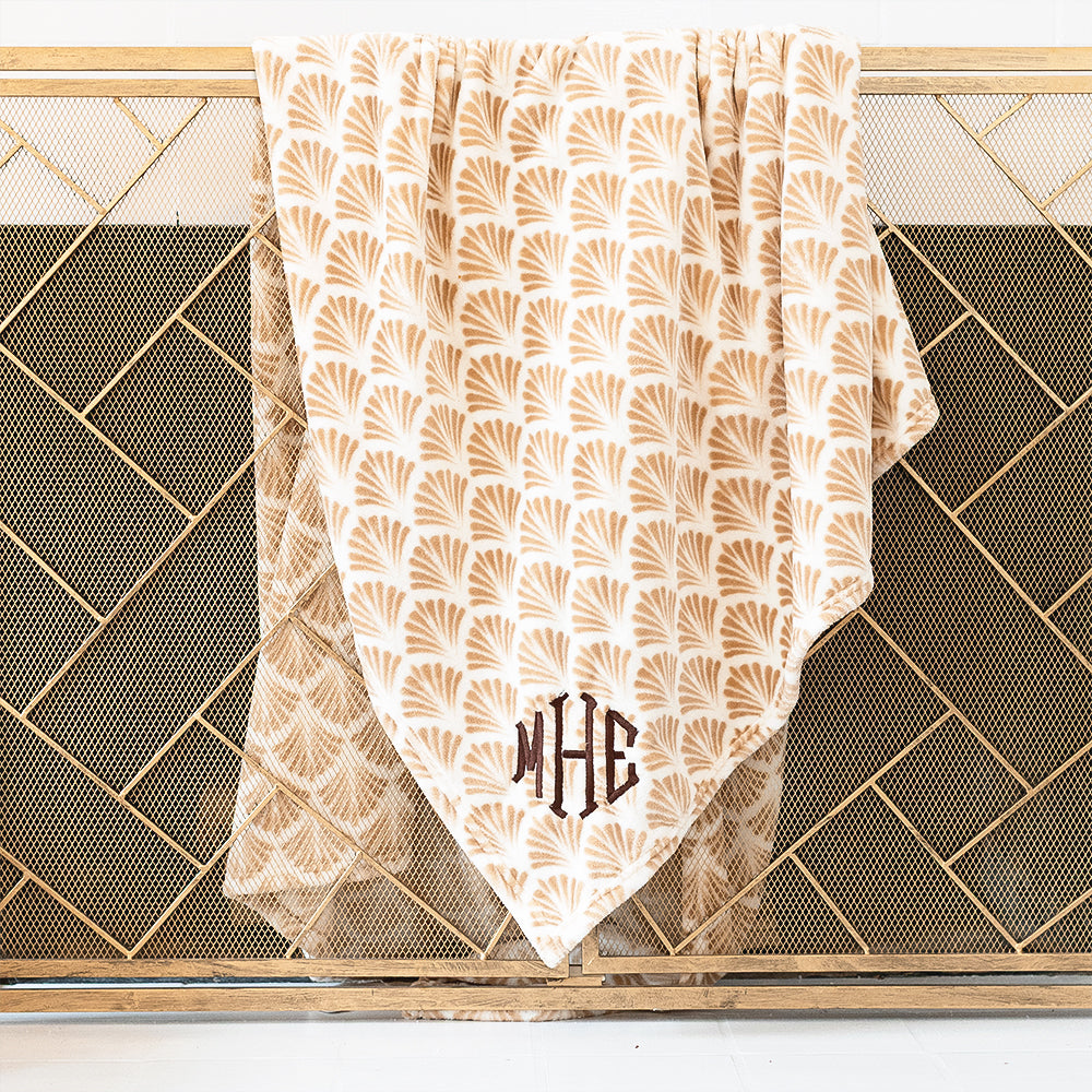 Sea Shell Refrence Monogrammed Plush Blanket | Marleylilly