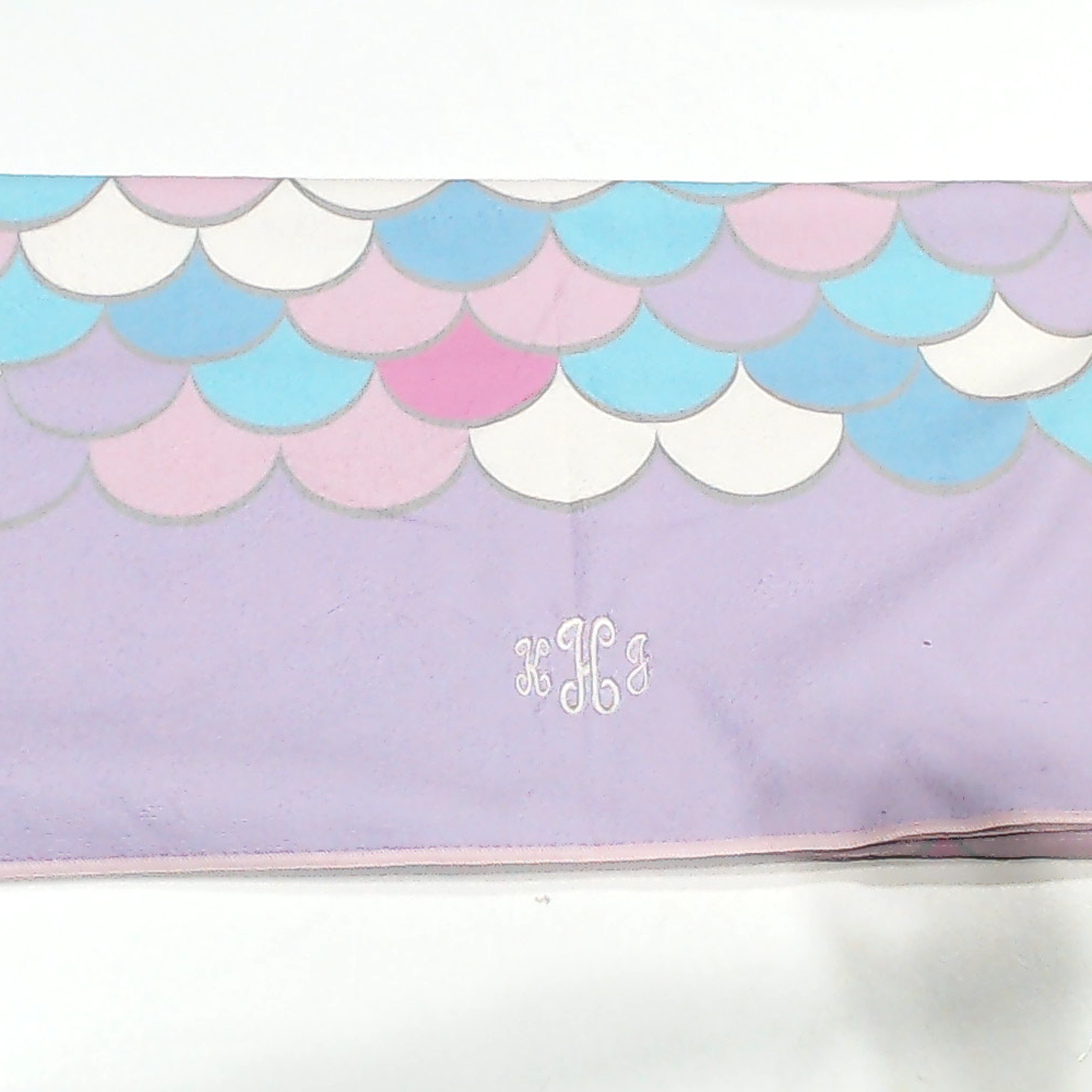 BLOOPER KIDS: Monogrammed Kids Beach Towel
