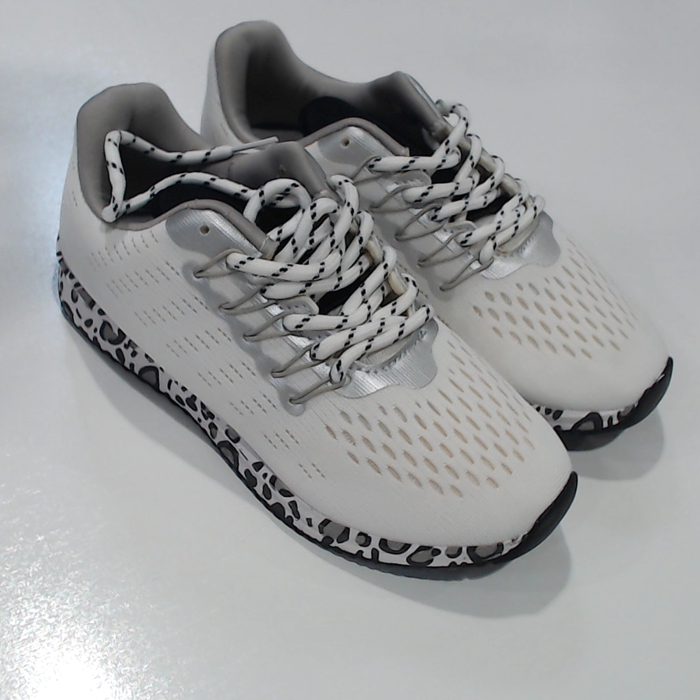 BLOOPER KIDS: BLANK Youth Spotted Sneakers
