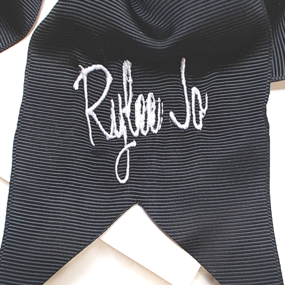 BLOOPER KIDS: Monogrammed Girls Hair Bow