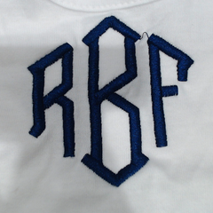 BLOOPER KIDS: Monogrammed Baby Bib