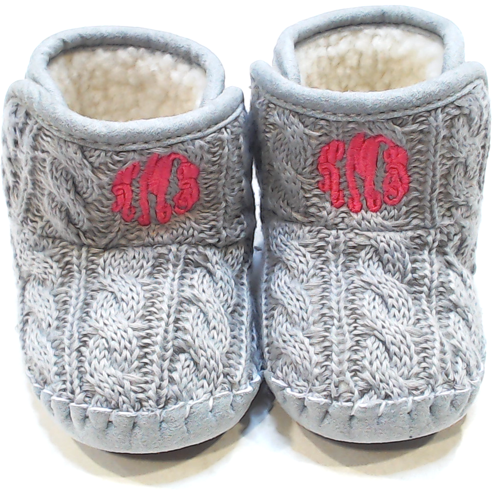 BLOOPER KIDS: Monogrammed Baby Booties