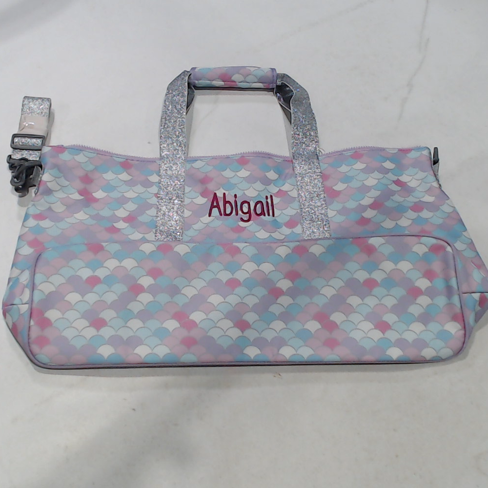 BLOOPER KIDS: Monogrammed Kids Weekend Bag