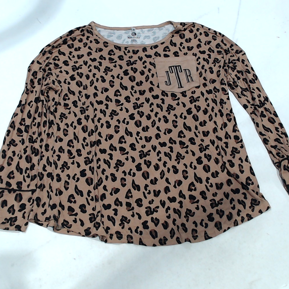 BLOOPER CLOTHING: Monogrammed Pajama Top