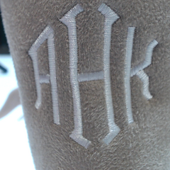 BLOOPER KIDS: Monogrammed Kids Sherpa Tie Booties