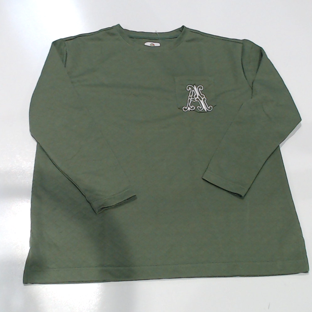 BLOOPER CLOTHING: Personalized Quilted Sweatshirt