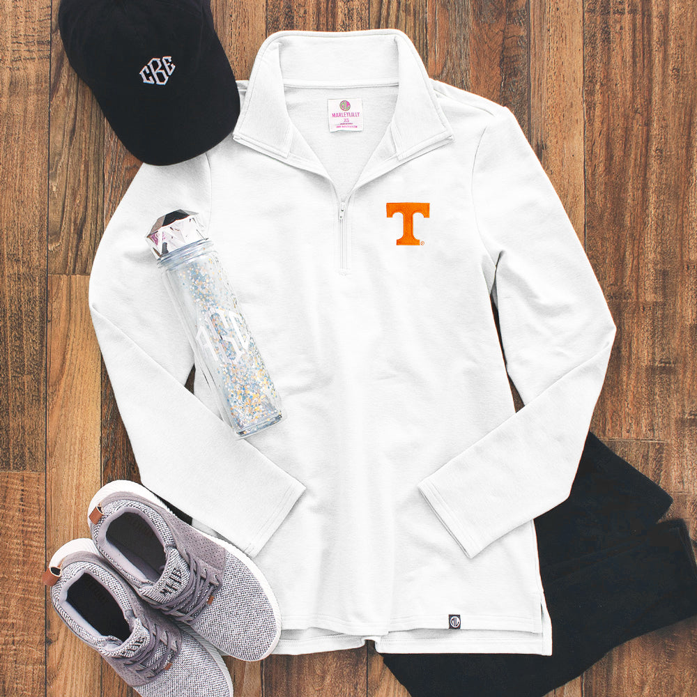 white tennessee pullover with sneakers and hat