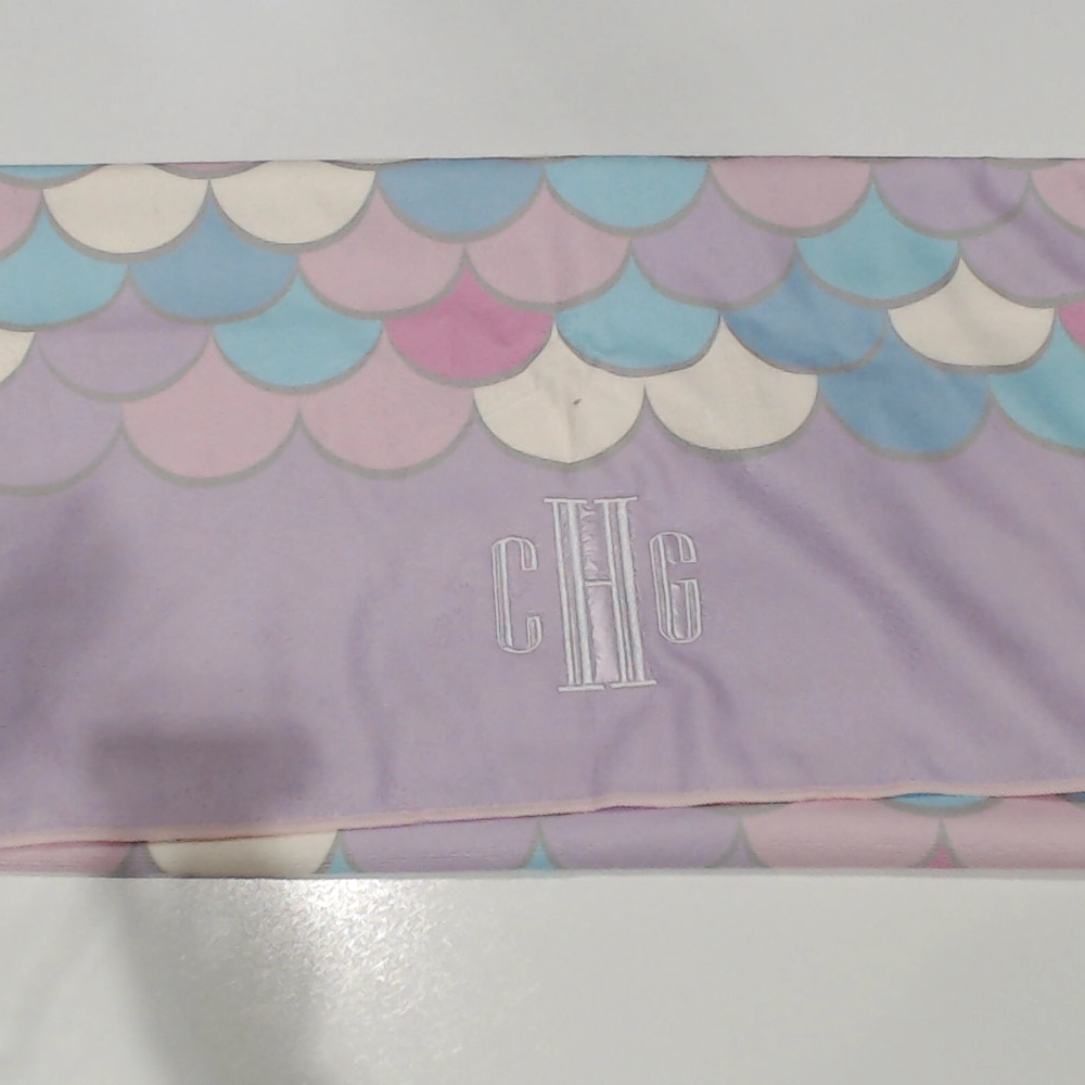 BLOOPER KIDS: Monogrammed Kids Beach Towel