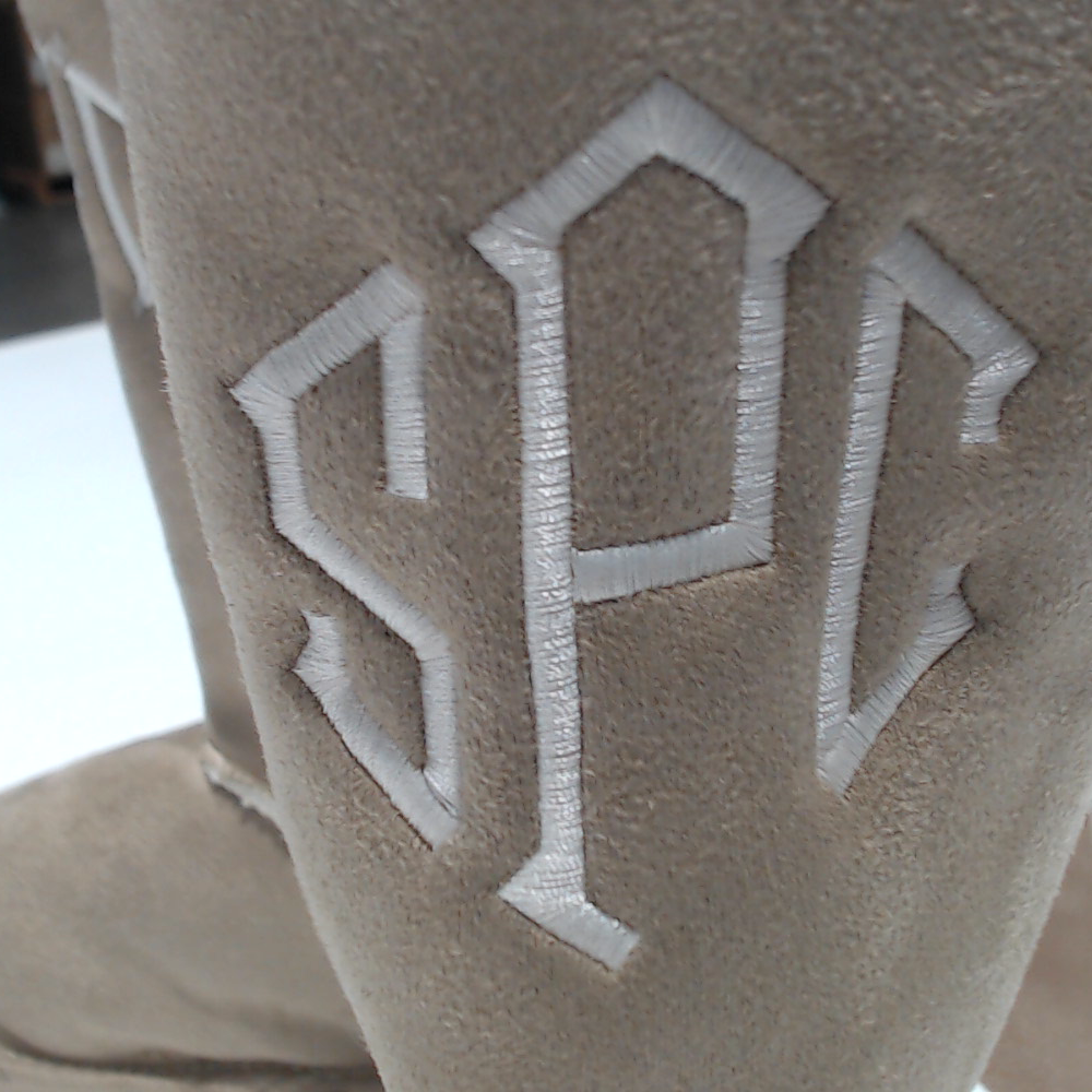 BLOOPER SHOES: Sherpa Booties