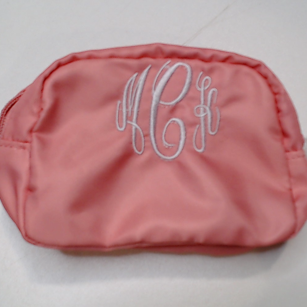 BLOOPER KIDS: Monogrammed Kids Belt Bag