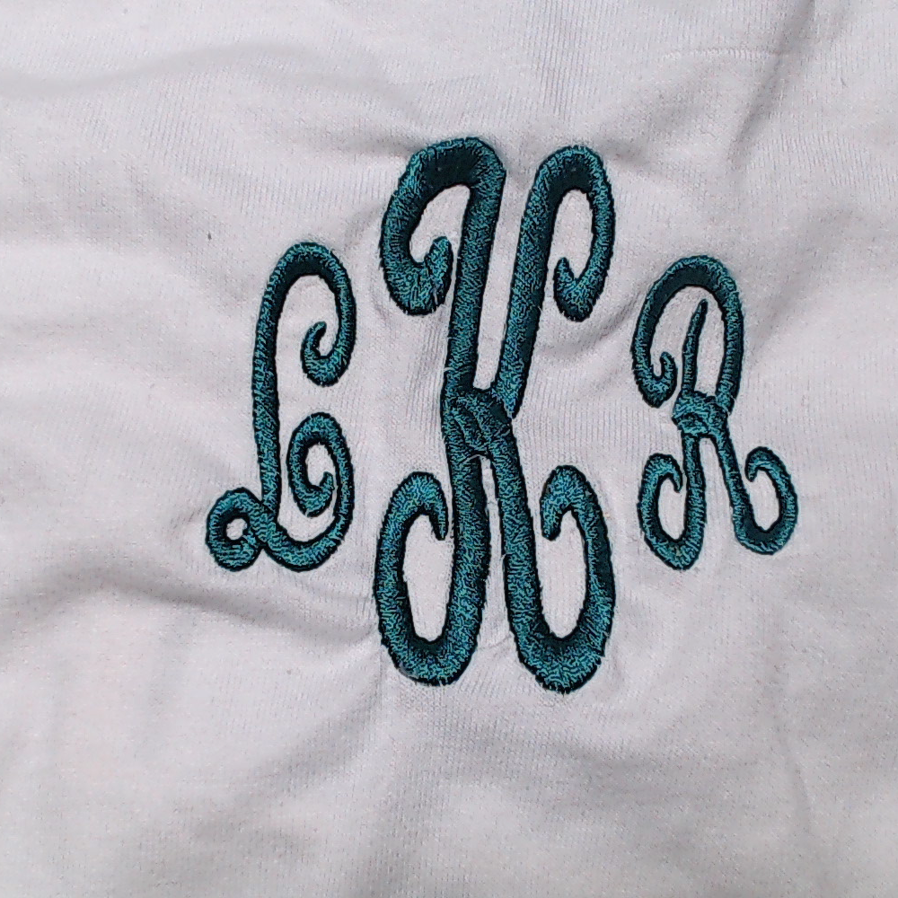 BLOOPER KIDS: Monogrammed Baby Bib