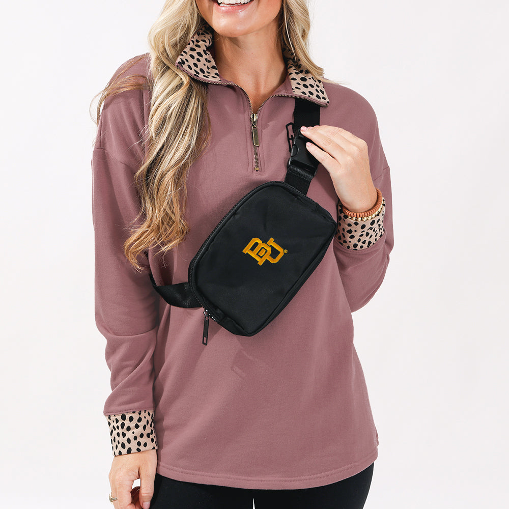 baylor bears black belt bag over shoulders